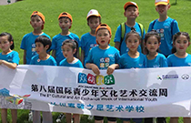 语言部的孩子们在“欢动北京”第八届国际青少年文化艺术交流活动中表演原创作品《春江花月夜》荣获“表演奖！